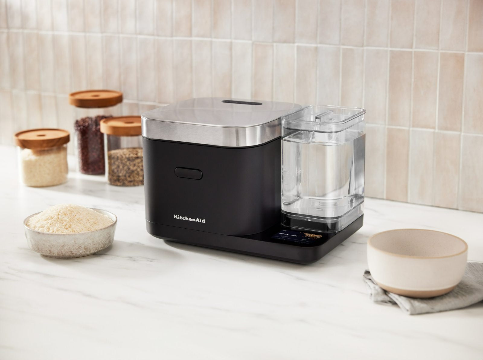 Patented 8 Cup Grain Rice Cooker with Integrated Water tank Automatically Release Water, Built-in Scale, IH Electromagnetic Heat